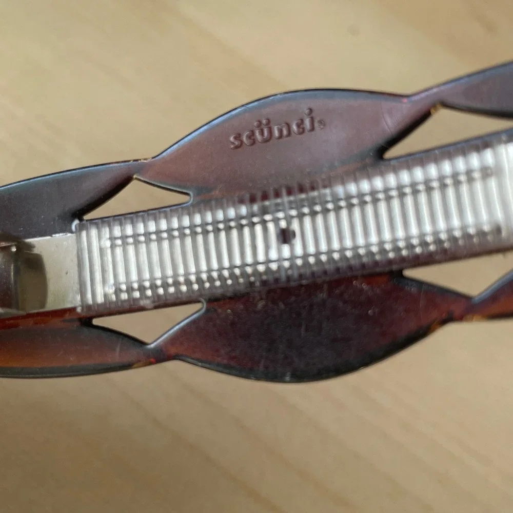 Scünci Hair Clip Acetate Tortoiseshell with Metal‎ Clip 90s